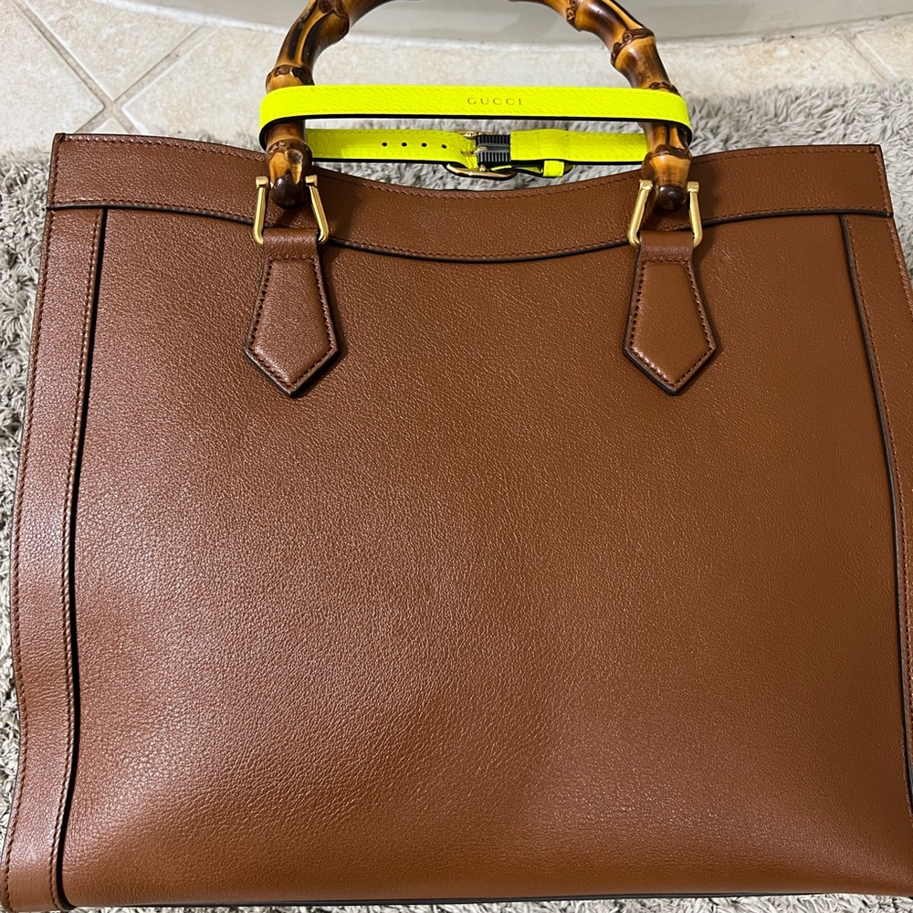 Diana Medium Tote